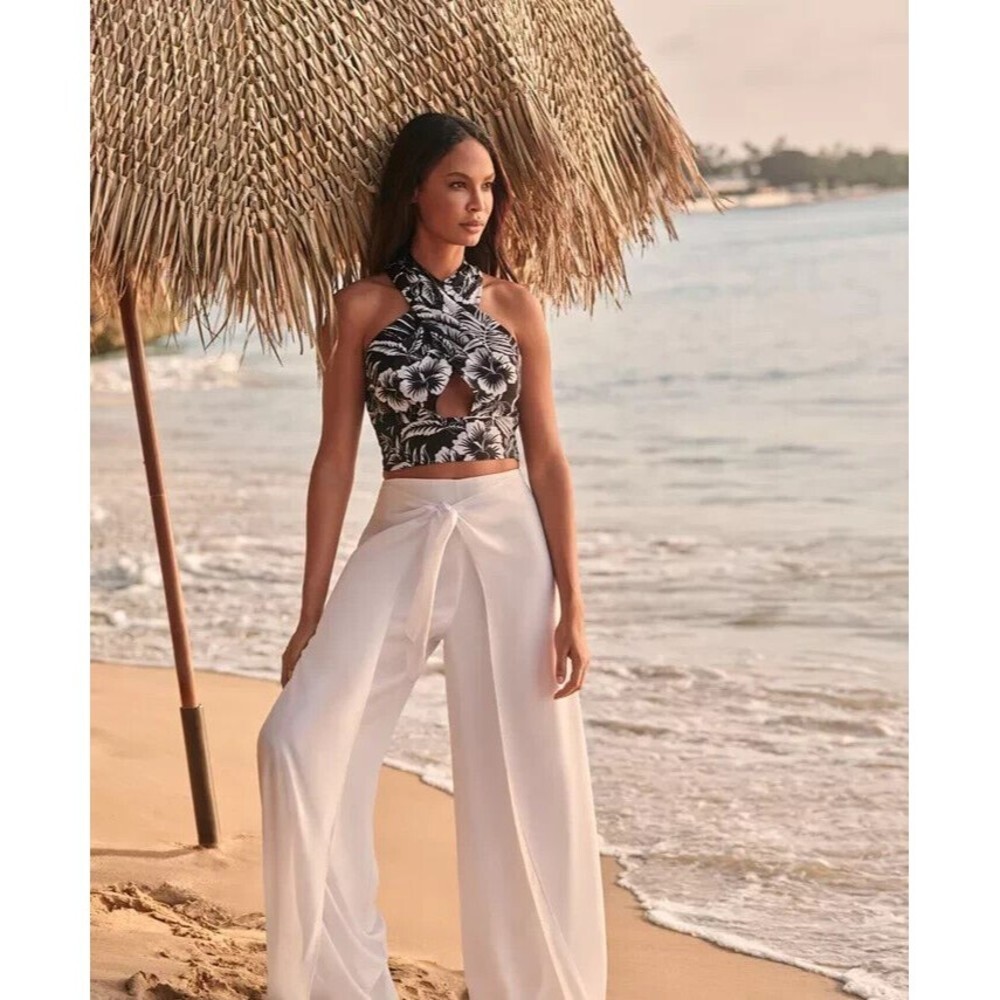 Lauren Ralph Lauren Women Floral Crepe Cropped Halter Top Black/White Size Small